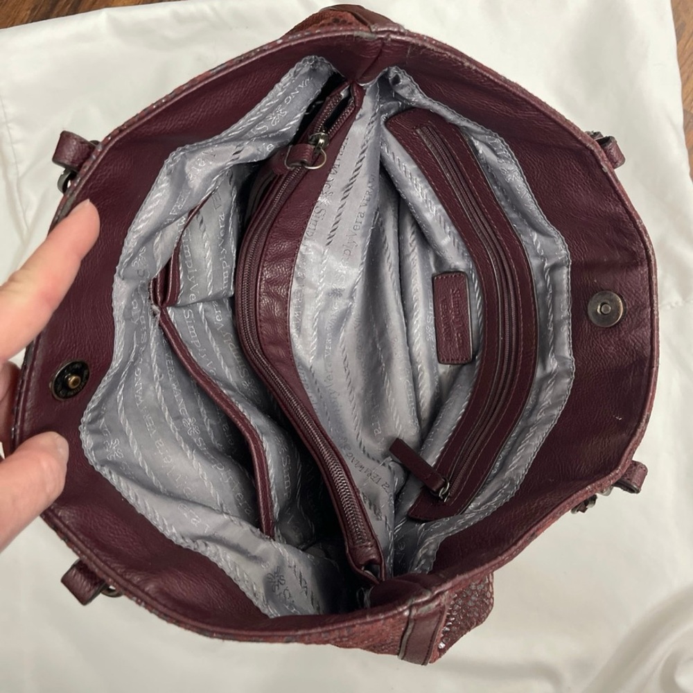 Vera Wang Purse - Picture 5 of 10